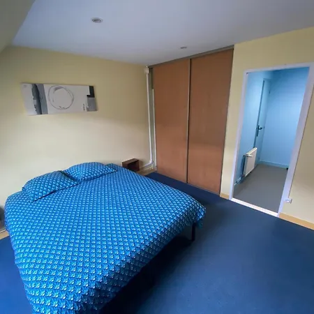 Les Moulins Apartment